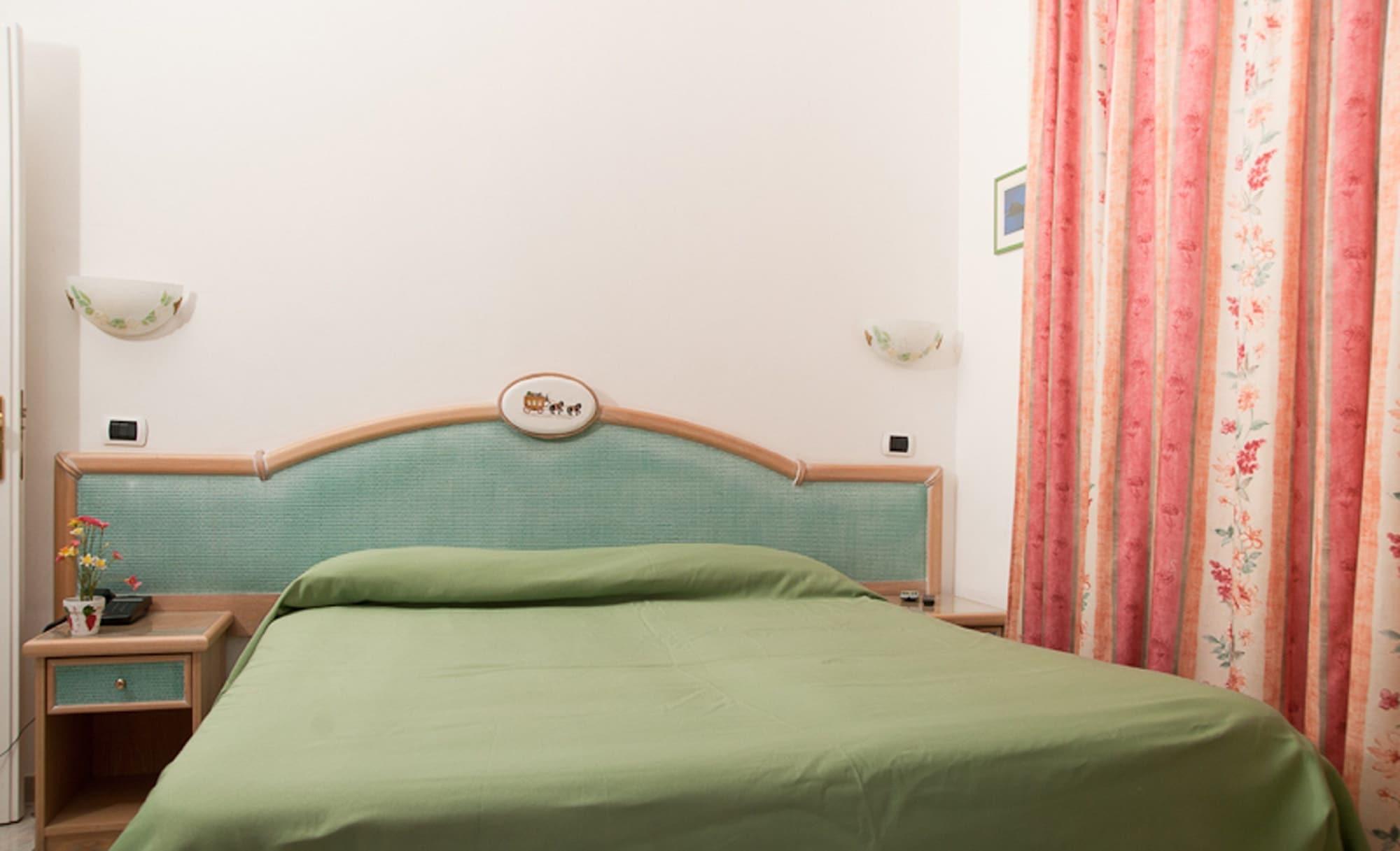 Hotel Del Postiglione Искья Экстерьер фото