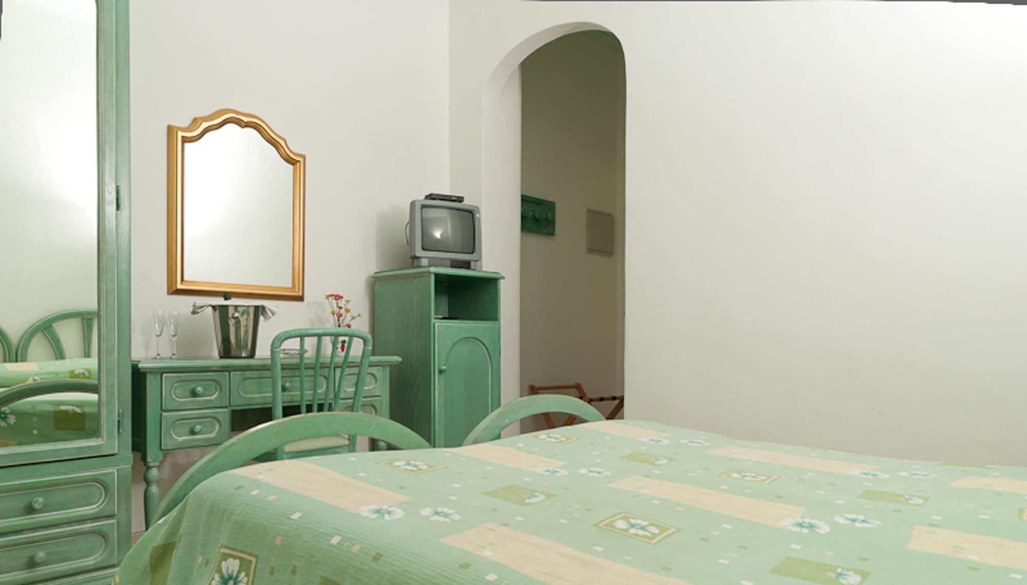 Hotel Del Postiglione Искья Экстерьер фото
