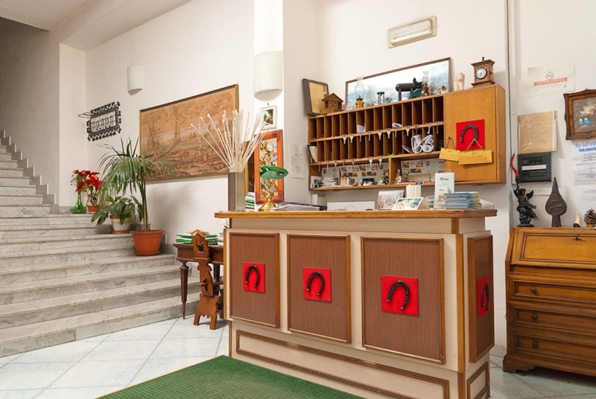 Hotel Del Postiglione Искья Экстерьер фото